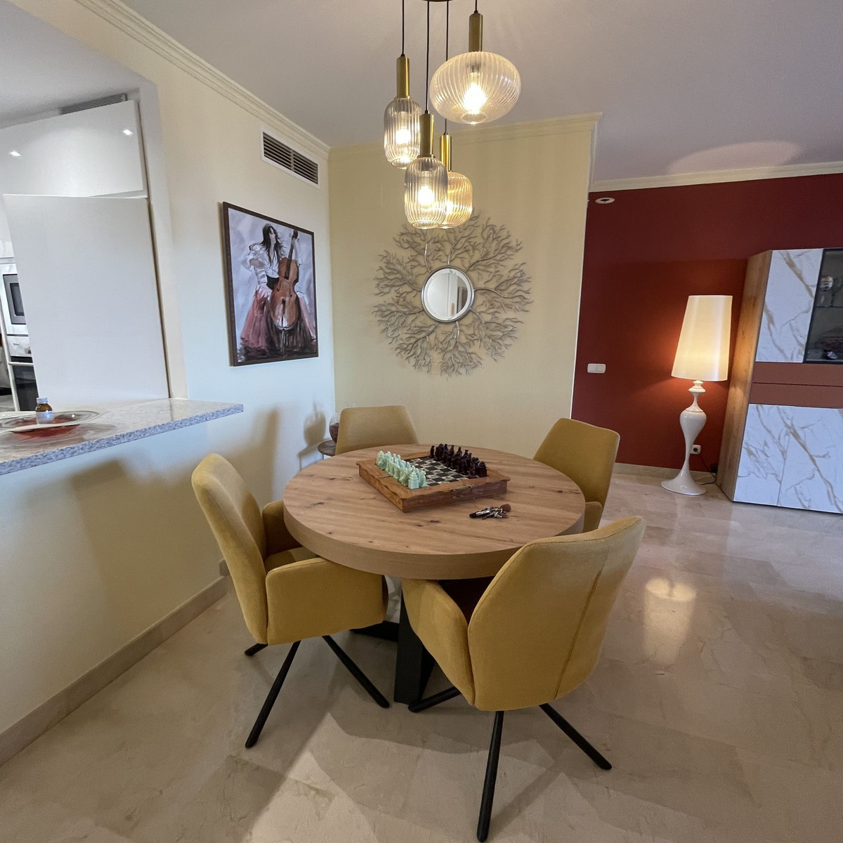 Se vende Apartamento Planta Media de 2 dormitorios en Costa Del Sol, Málaga, España
