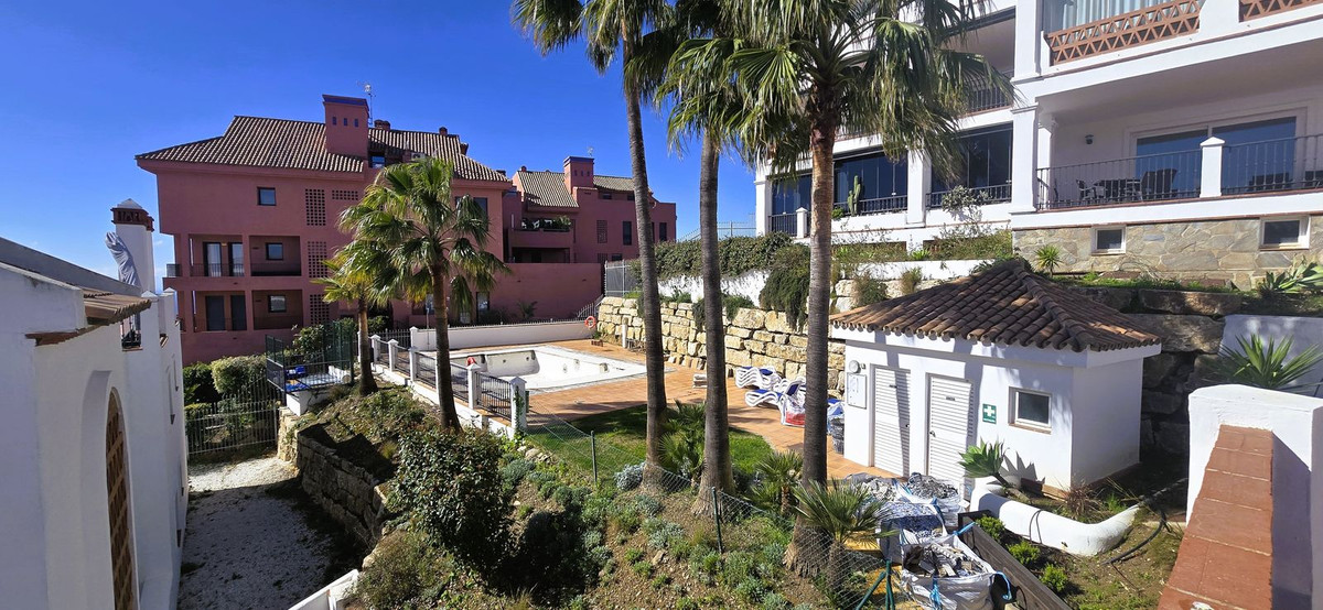 Se vende Apartamento Planta Media de 2 dormitorios en Costa Del Sol, Málaga, España