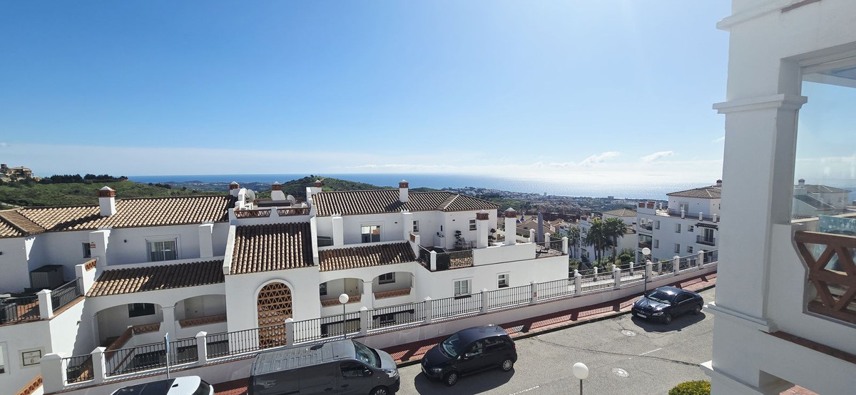 Se vende Apartamento Planta Media de 2 dormitorios en Costa Del Sol, Málaga, España