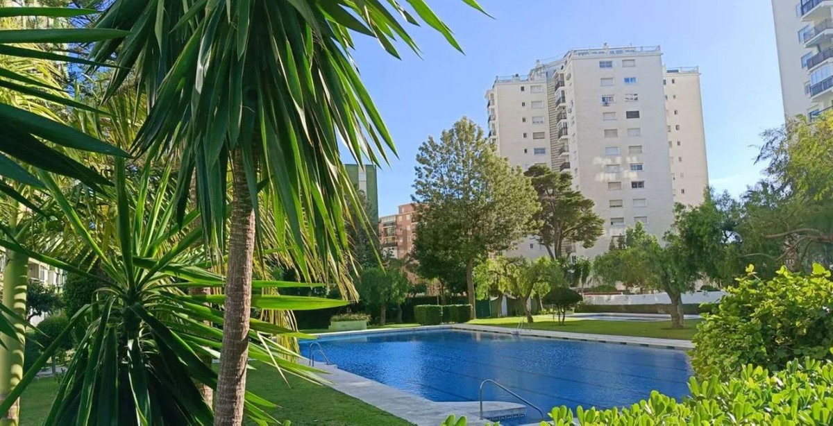 3 Bed Apartment for sale in Los Boliches Costa Del Sol, Málaga, Spain