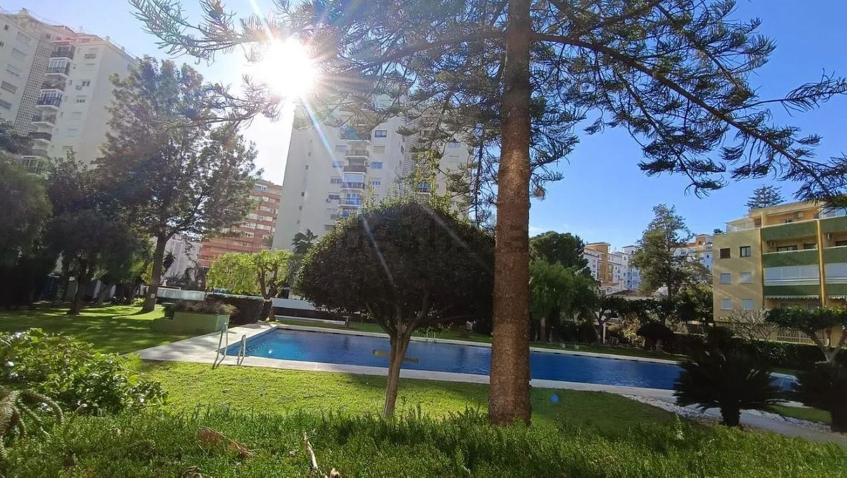 3 Bed Apartment for sale in Los Boliches Costa Del Sol, Málaga, Spain