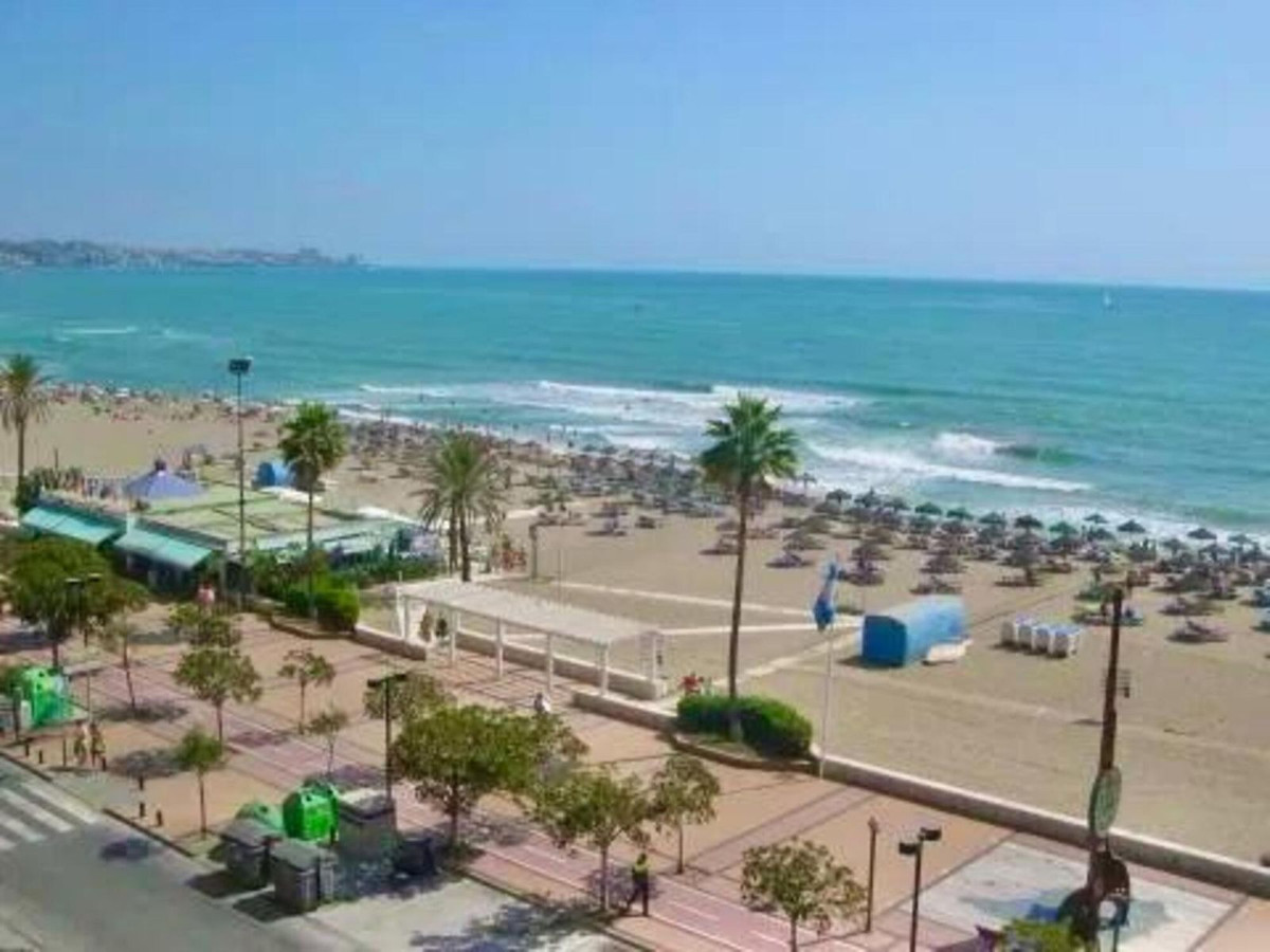 3 Bed Apartment for sale in Los Boliches Costa Del Sol, Málaga, Spain