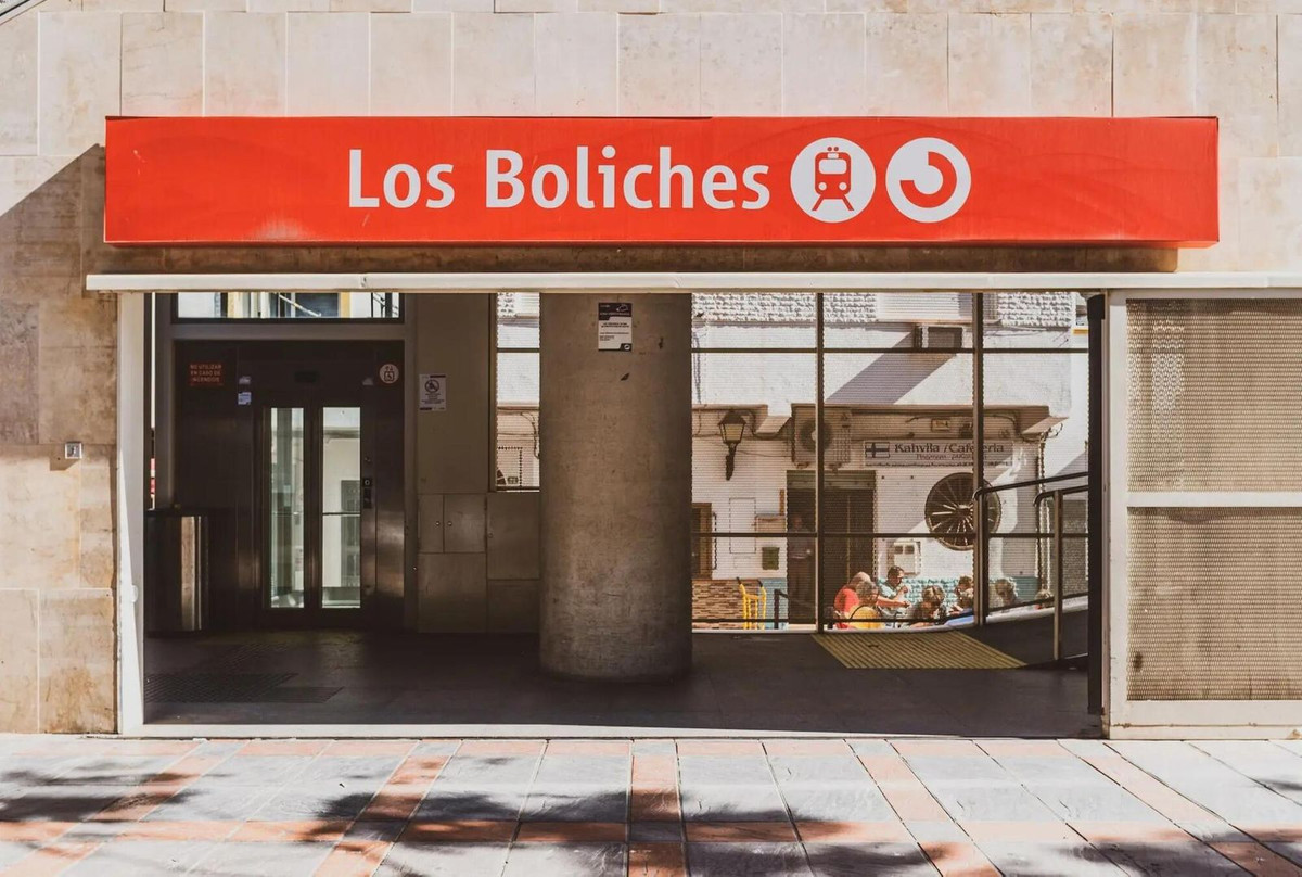 3 Bed Apartment for sale in Los Boliches Costa Del Sol, Málaga, Spain