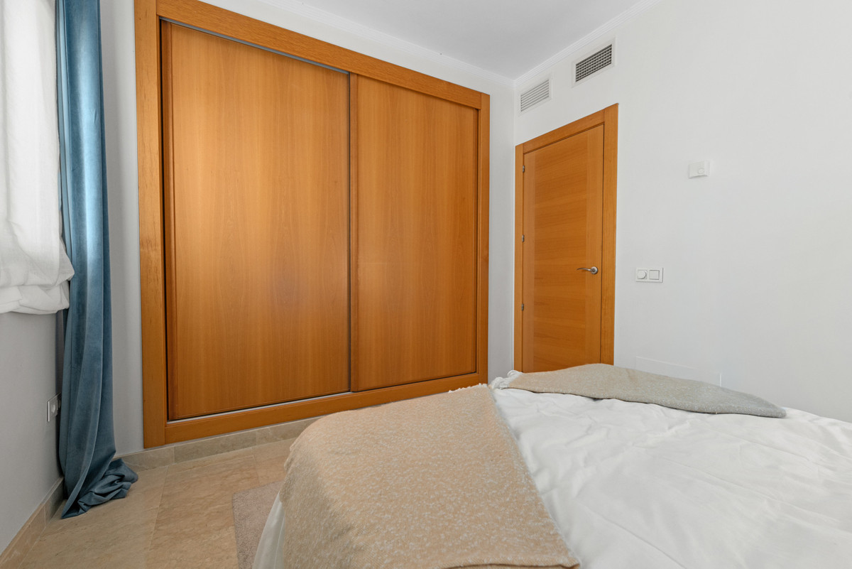 3 Bed Apartment for sale in Benahavís Costa Del Sol, Málaga, Spain