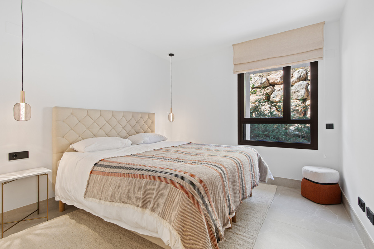 3 Bed Apartment for sale in Istán Costa Del Sol, Málaga, Spain