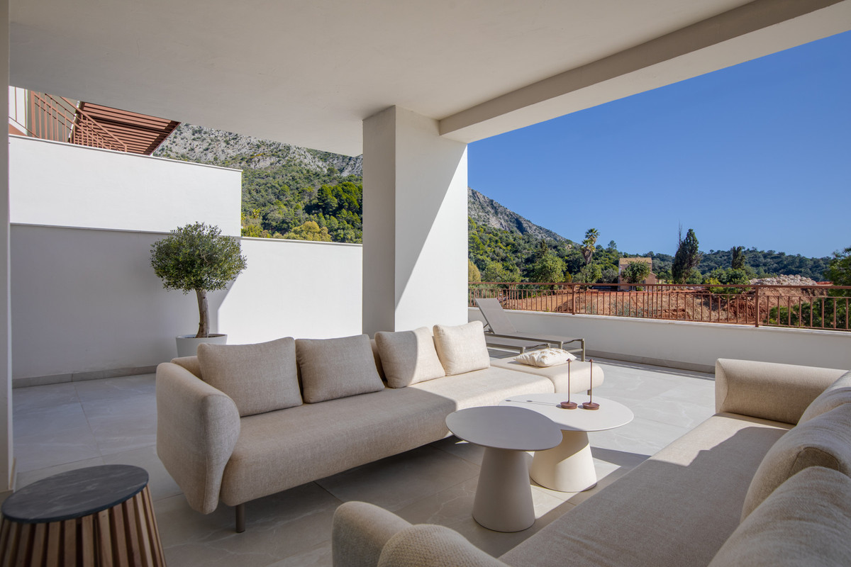 3 Bed Apartment for sale in Istán Costa Del Sol, Málaga, Spain