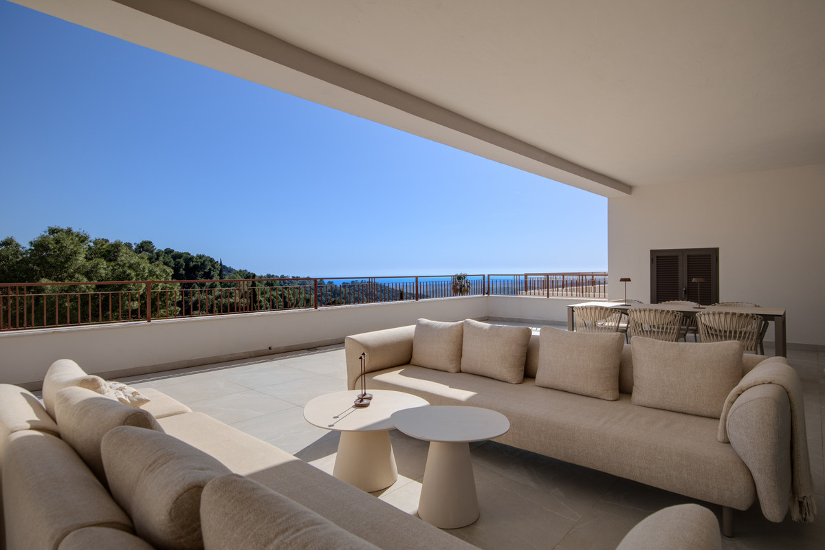 3 Bed Apartment for sale in Istán Costa Del Sol, Málaga, Spain
