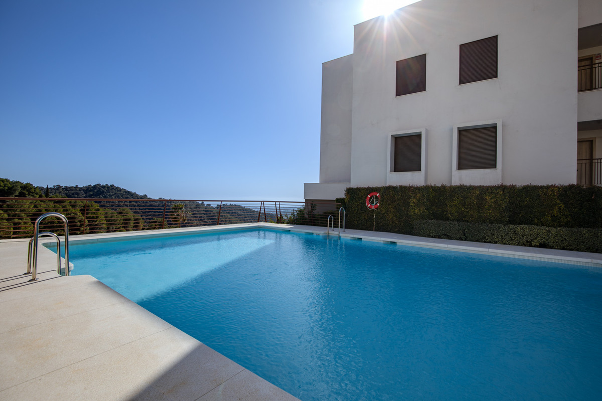 3 Bed Apartment for sale in Istán Costa Del Sol, Málaga, Spain