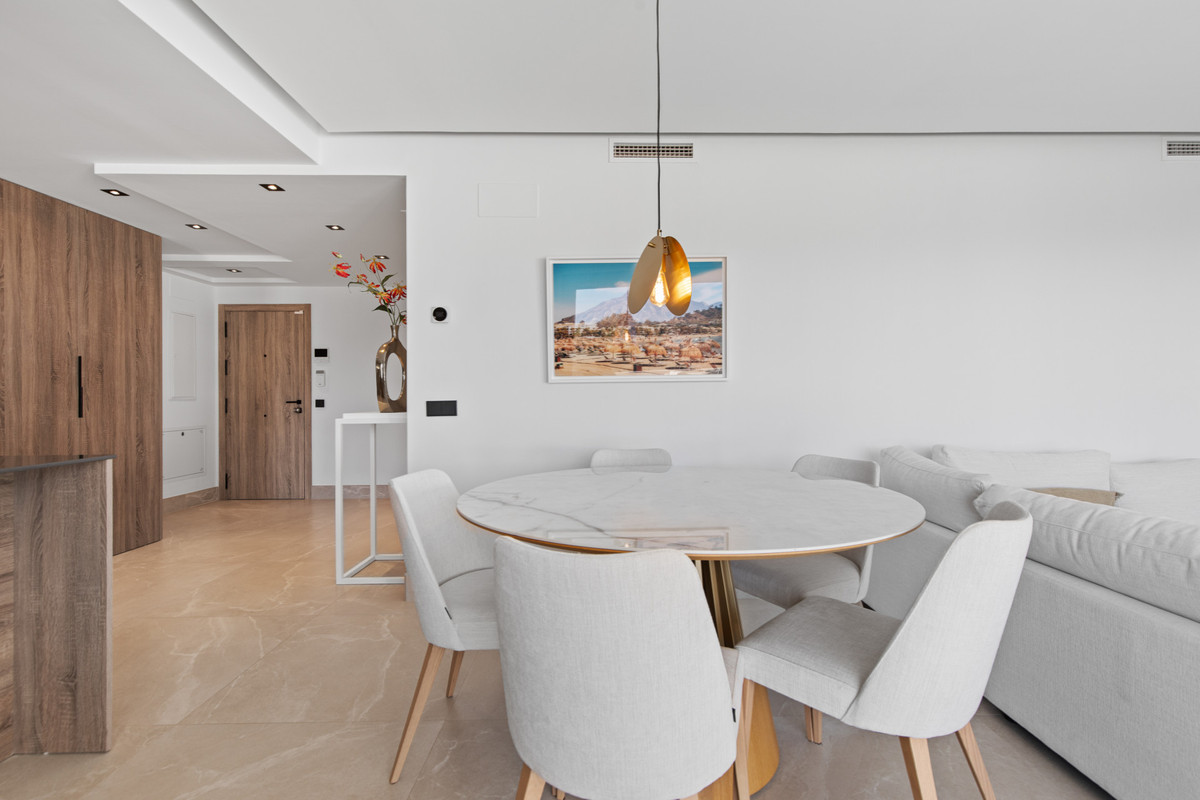 3 Bed Apartment for sale in Istán Costa Del Sol, Málaga, Spain