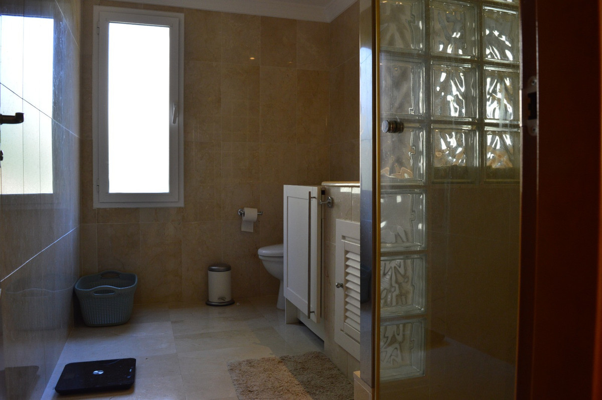 3 Bed Apartment for sale in Nueva Andalucía Costa Del Sol, Málaga, Spain