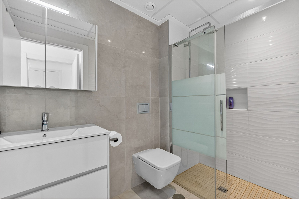 2 Bed Apartment for sale in Ciudad Quesada Costa Blanca, Alicante, Spain
