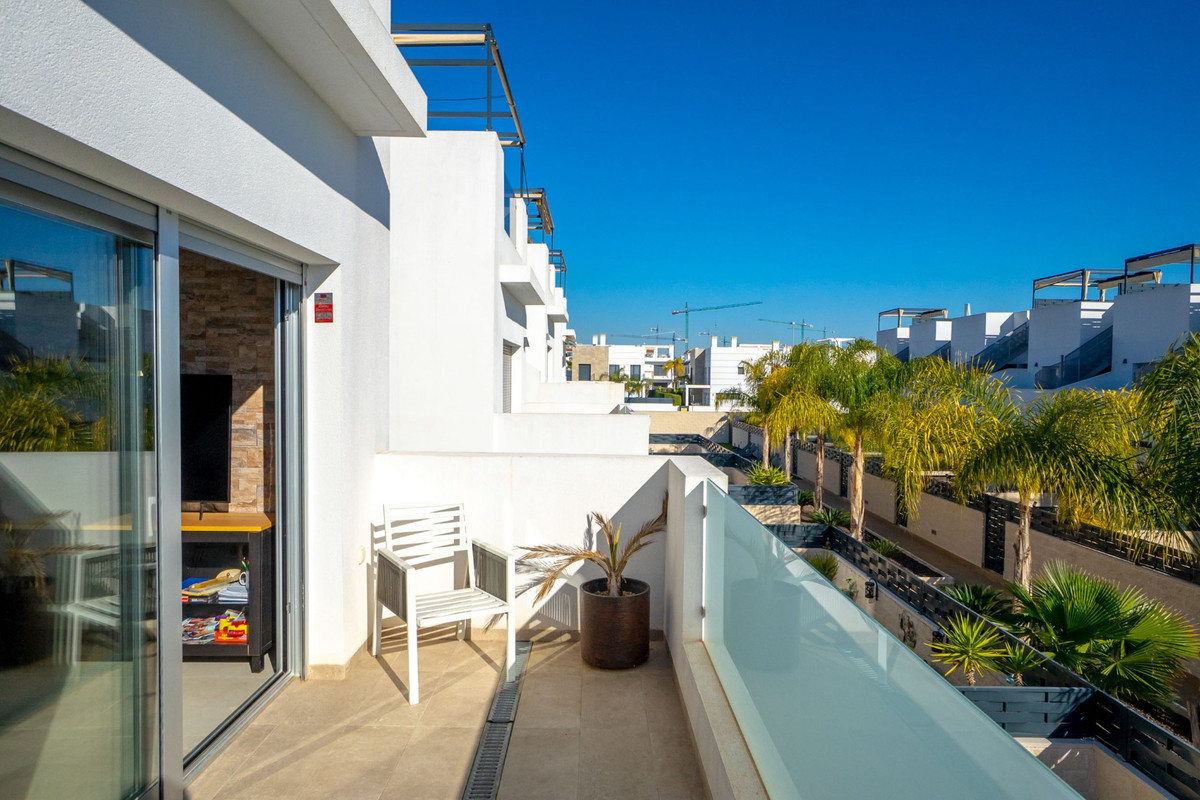 2 Bed Apartment for sale in Ciudad Quesada Costa Blanca, Alicante, Spain