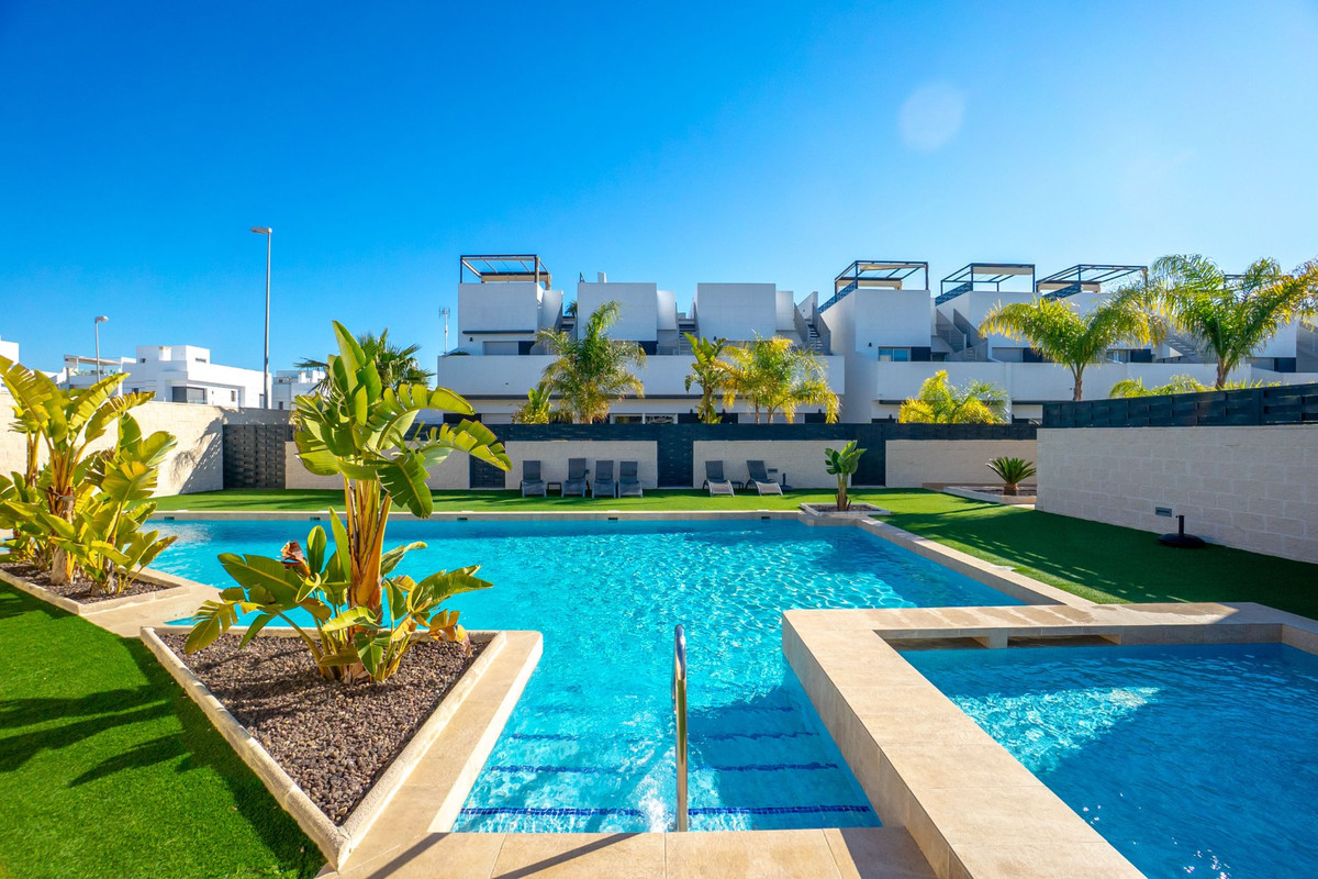 2 Bed Apartment for sale in Ciudad Quesada Costa Blanca, Alicante, Spain