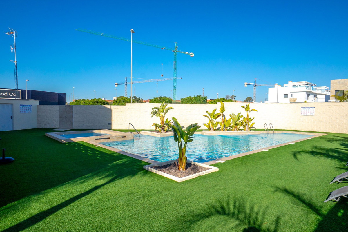 2 Bed Apartment for sale in Ciudad Quesada Costa Blanca, Alicante, Spain