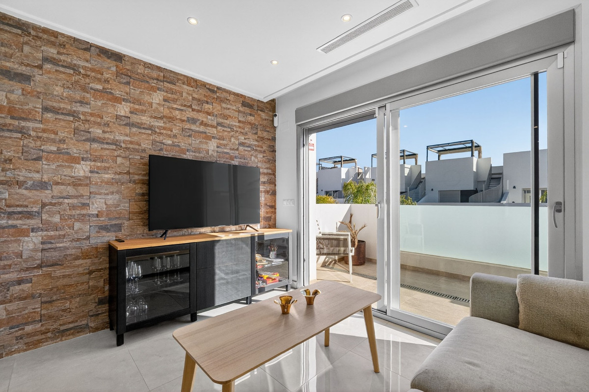 2 Bed Apartment for sale in Ciudad Quesada Costa Blanca, Alicante, Spain