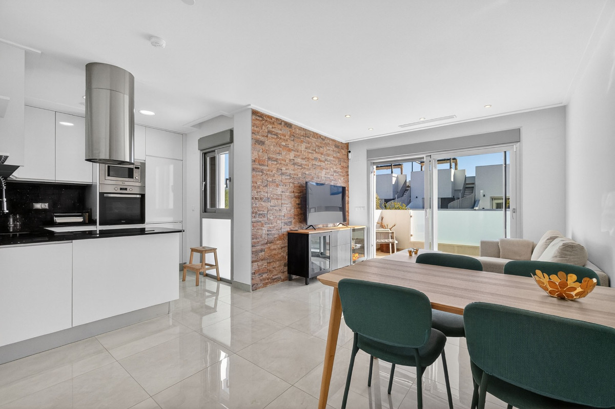 2 Bed Apartment for sale in Ciudad Quesada Costa Blanca, Alicante, Spain