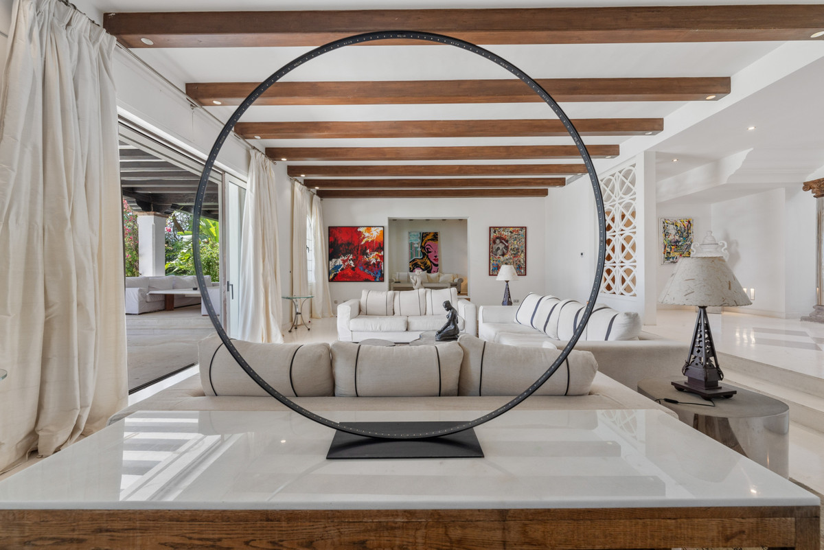 Se vende Villa - Chalet de 9 dormitorios en Costa Del Sol, Málaga, España
