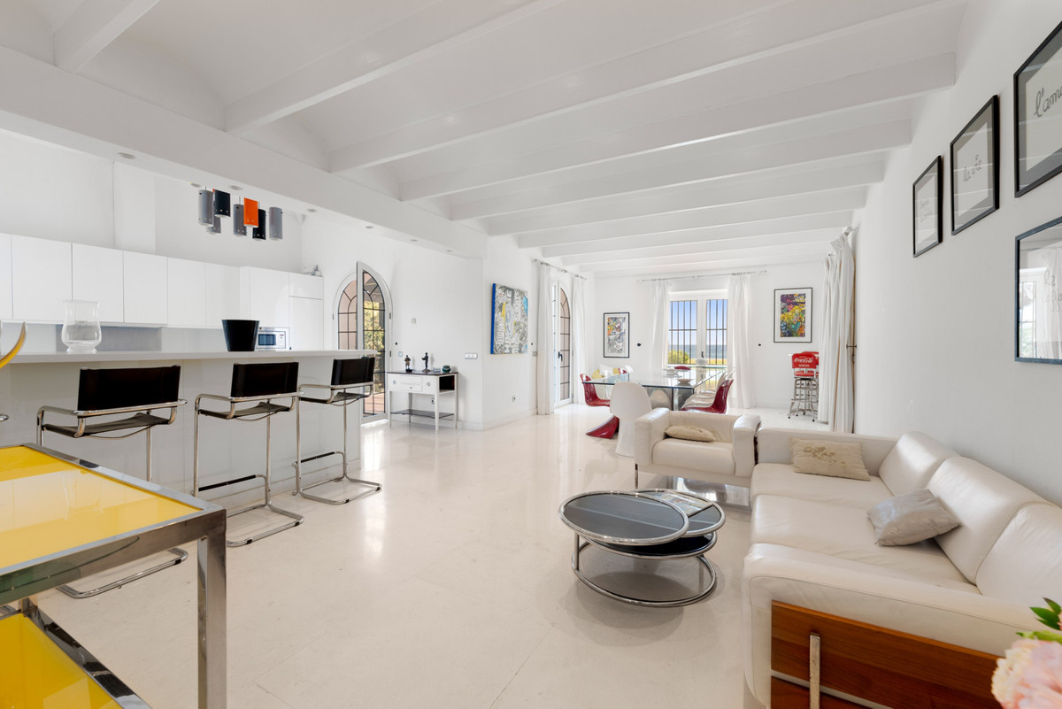 Se vende Villa - Chalet de 9 dormitorios en Costa Del Sol, Málaga, España