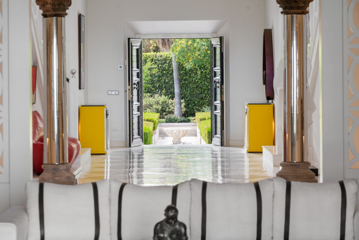 Se vende Villa - Chalet de 9 dormitorios en Costa Del Sol, Málaga, España
