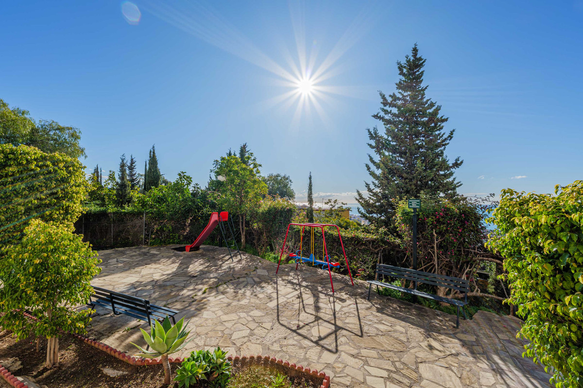 Se vende Ático Dúplex de 4 dormitorios en Costa Del Sol, Málaga, España