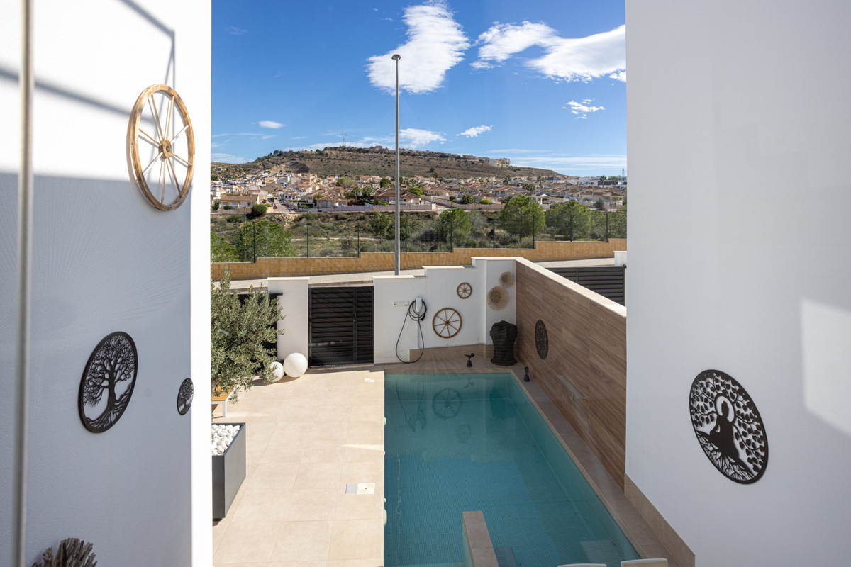 3 Bed Townhouse for sale in Benijofar Costa Blanca, Alicante, Spain