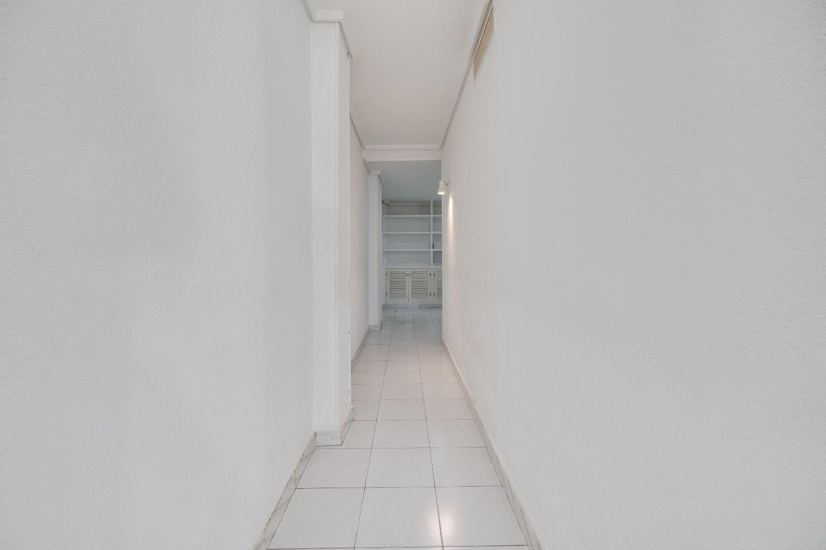 Se vende Apartamento Planta Media de 2 dormitorios en Costa Blanca, Alicante, España