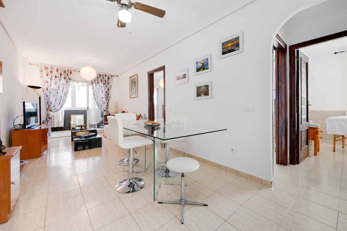 Se vende Apartamento Planta Baja de 3 dormitorios en Costa Blanca, Alicante, España