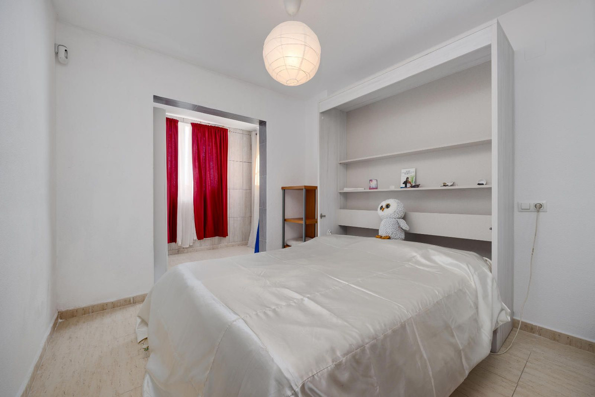 Se vende Apartamento Planta Baja de 3 dormitorios en Costa Blanca, Alicante, España