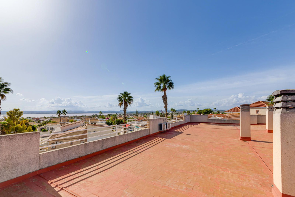 Se vende Apartamento Planta Baja de 3 dormitorios en Costa Blanca, Alicante, España