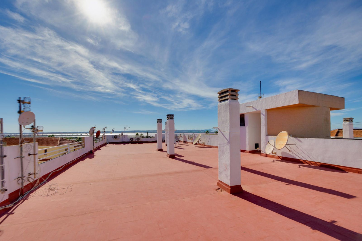 Se vende Apartamento Planta Baja de 3 dormitorios en Costa Blanca, Alicante, España