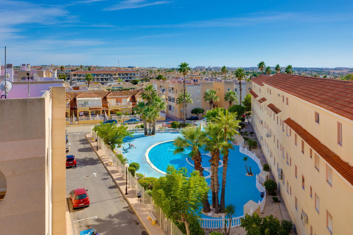 Se vende Apartamento Planta Baja de 3 dormitorios en Costa Blanca, Alicante, España