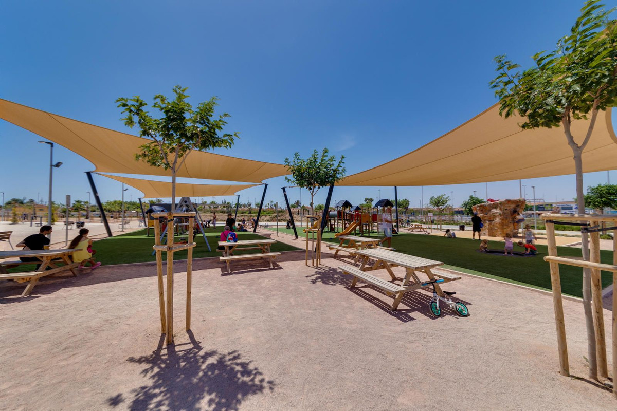 Se vende Apartamento Planta Baja de 3 dormitorios en Costa Blanca, Alicante, España