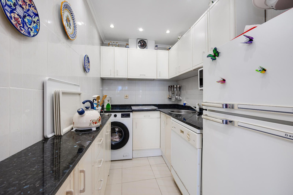 Se vende Apartamento Planta Media de 1 dormitorios en Costa Blanca, Alicante, España