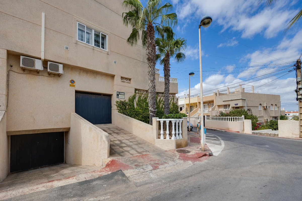 Se vende Apartamento Planta Media de 1 dormitorios en Costa Blanca, Alicante, España