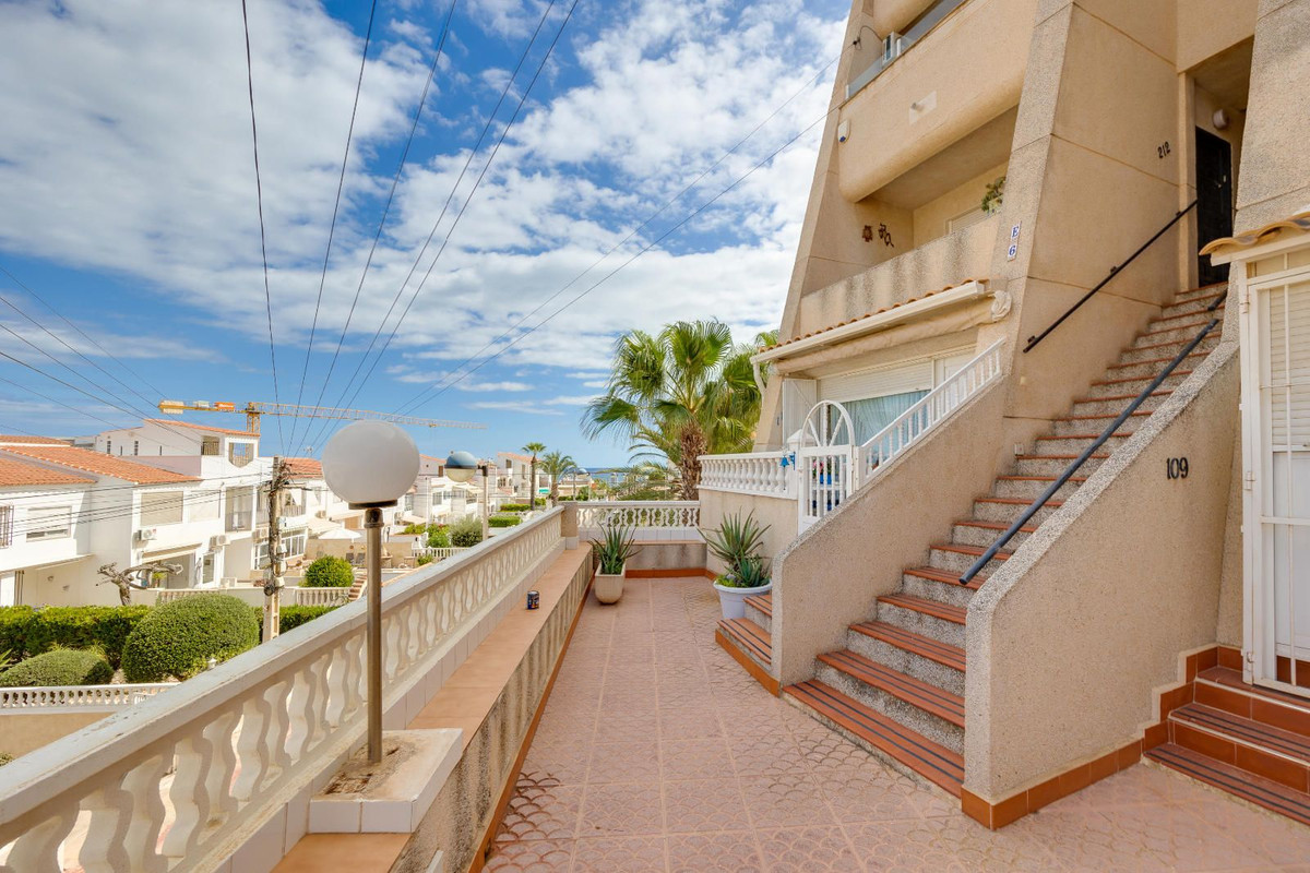 Se vende Apartamento Planta Media de 1 dormitorios en Costa Blanca, Alicante, España
