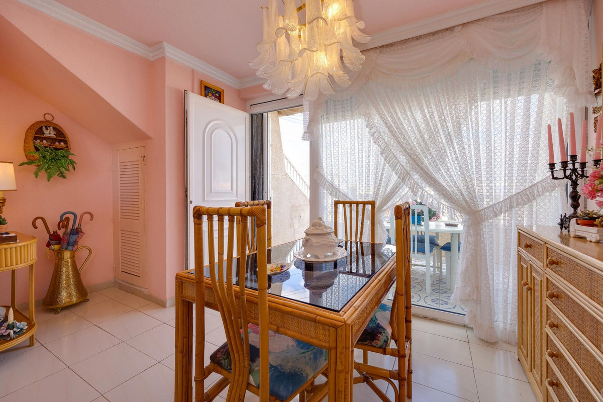 Se vende Apartamento Planta Media de 1 dormitorios en Costa Blanca, Alicante, España