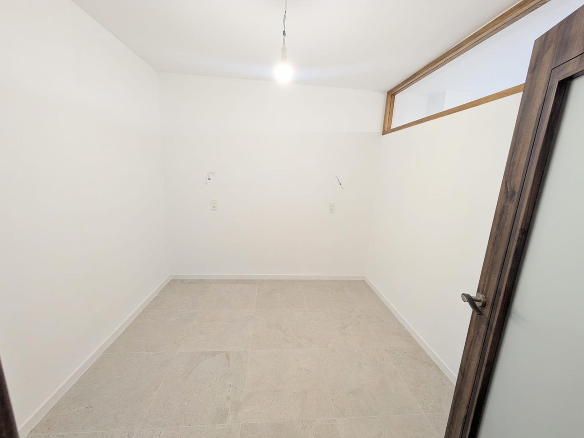 2 Bed Apartment for sale in La Carihuela Costa Del Sol, Málaga, Spain