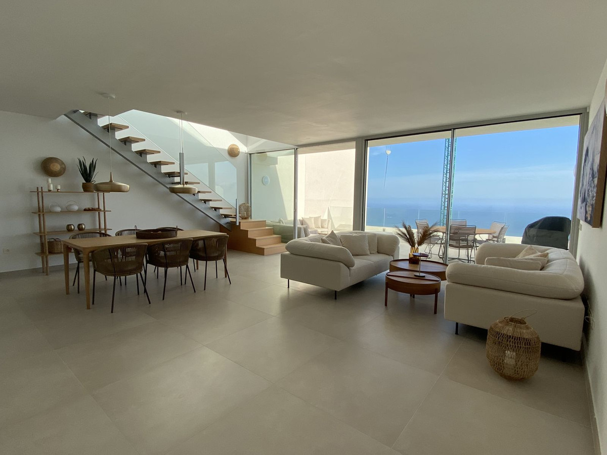 3 Bed Apartment for sale in Benalmadena Costa Del Sol, Málaga, Spain