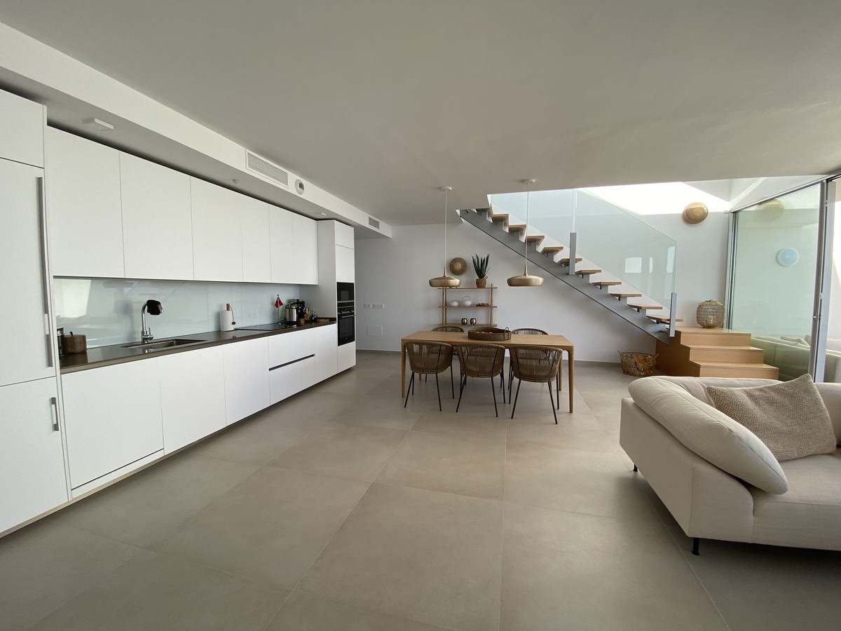 3 Bed Apartment for sale in Benalmadena Costa Del Sol, Málaga, Spain