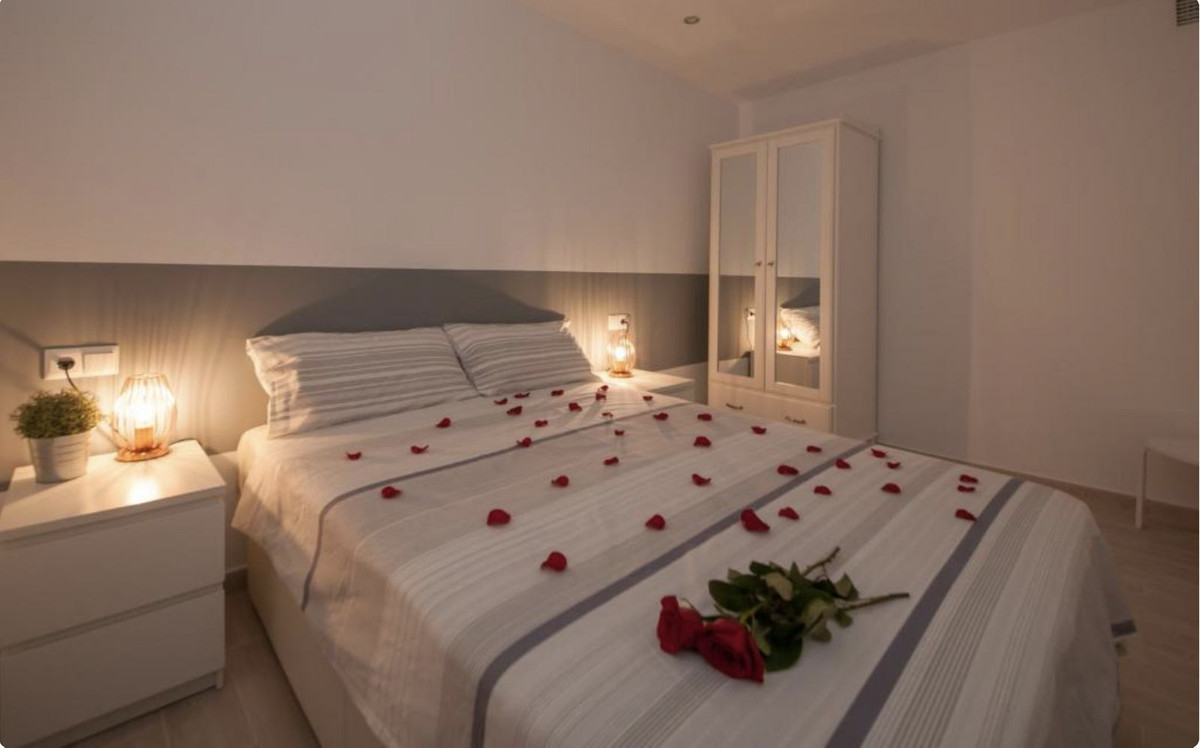Se vende Apartamento Planta Media de 1 dormitorios en Costa Del Sol, Málaga, España