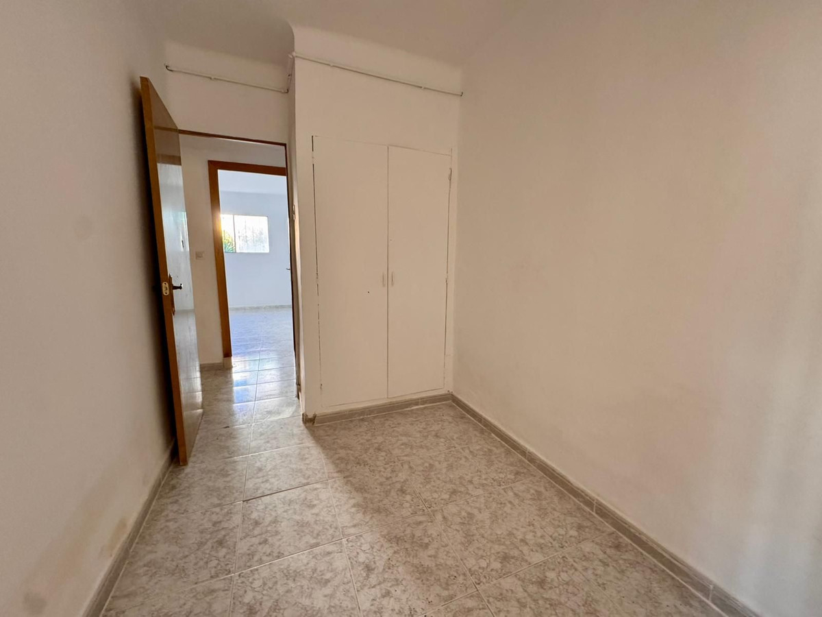 Se vende Apartamento Planta Baja de 3 dormitorios en Costa Del Sol, Málaga, España