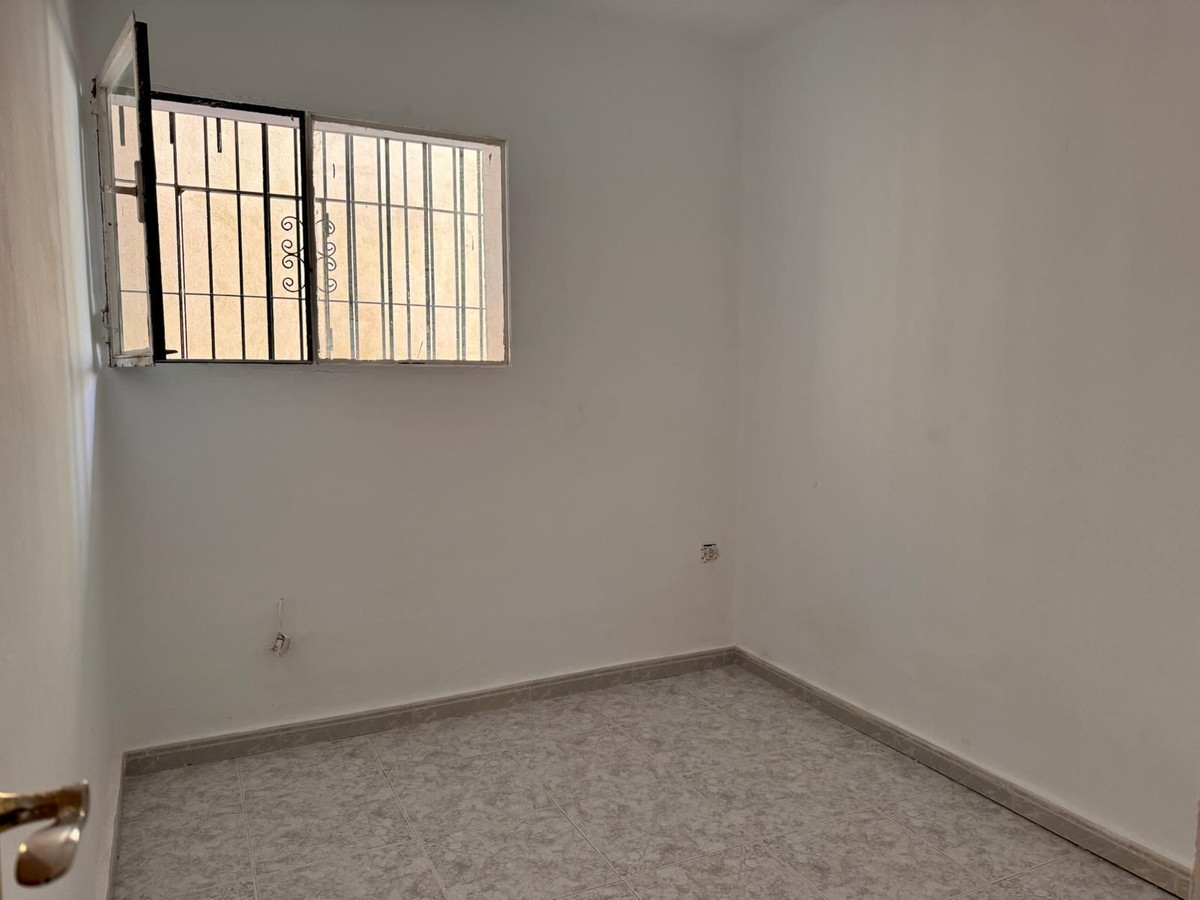 Se vende Apartamento Planta Baja de 3 dormitorios en Costa Del Sol, Málaga, España