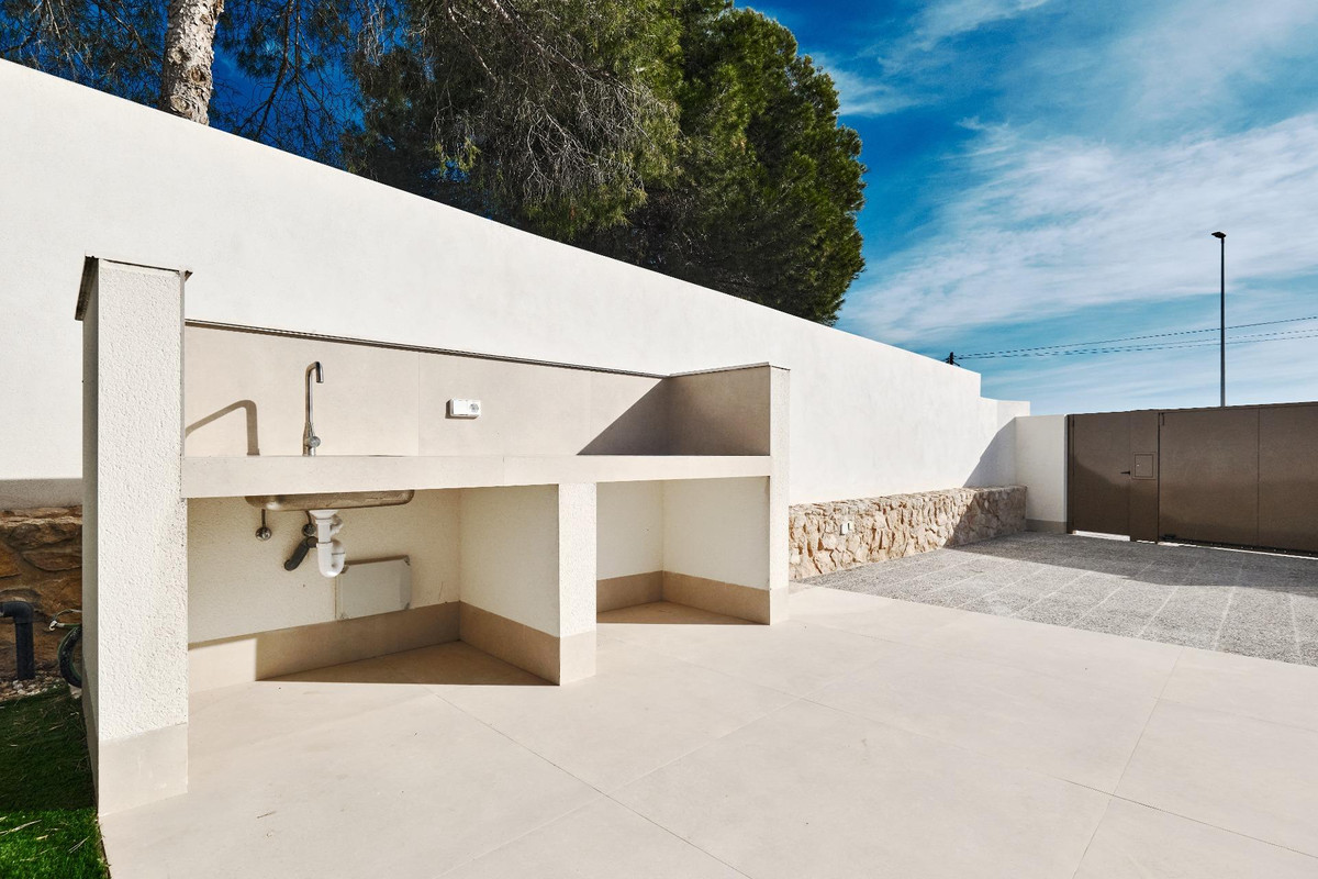Se vende Villa - Chalet de 3 dormitorios en Costa Blanca, Alicante, España