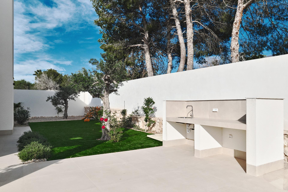 Se vende Villa - Chalet de 3 dormitorios en Costa Blanca, Alicante, España