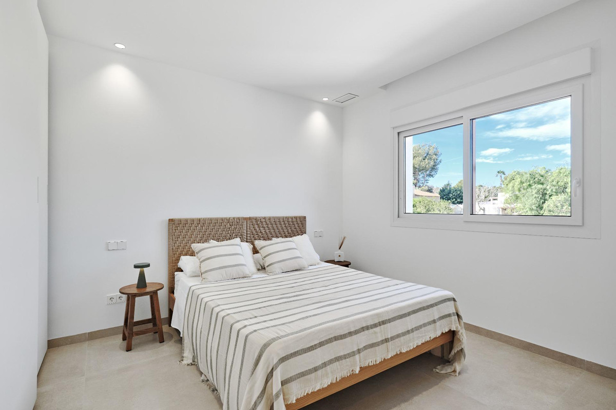 Se vende Villa - Chalet de 3 dormitorios en Costa Blanca, Alicante, España