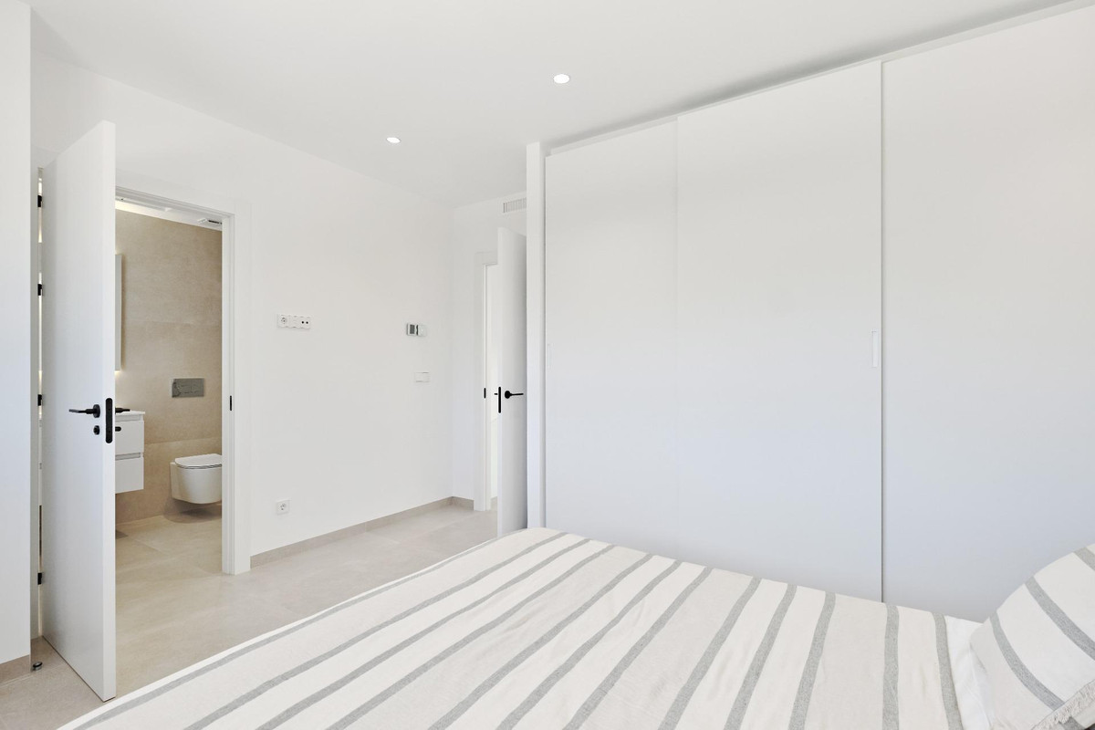 Se vende Villa - Chalet de 3 dormitorios en Costa Blanca, Alicante, España