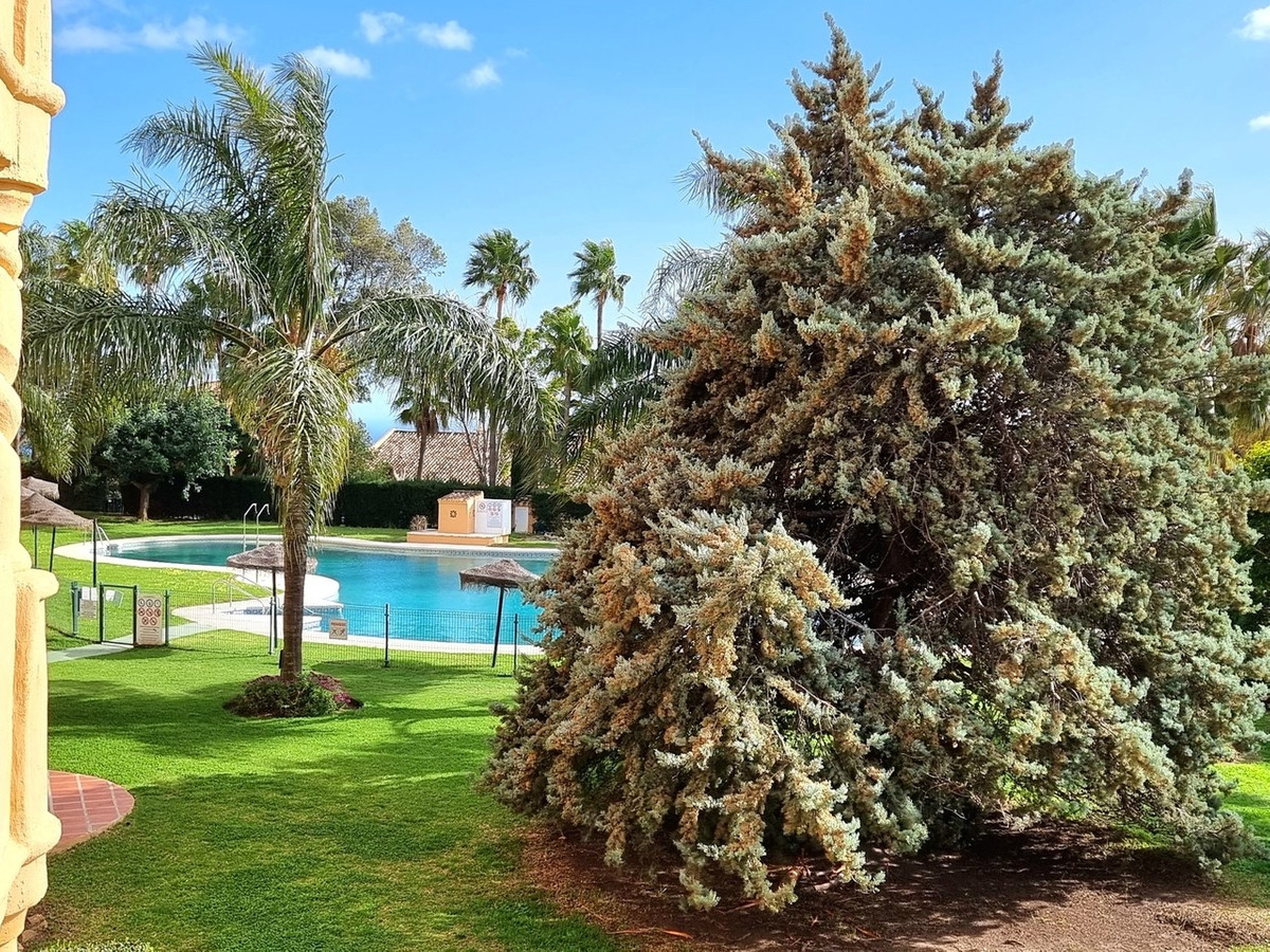 Se vende Apartamento Planta Media de 2 dormitorios en Costa Del Sol, Málaga, España