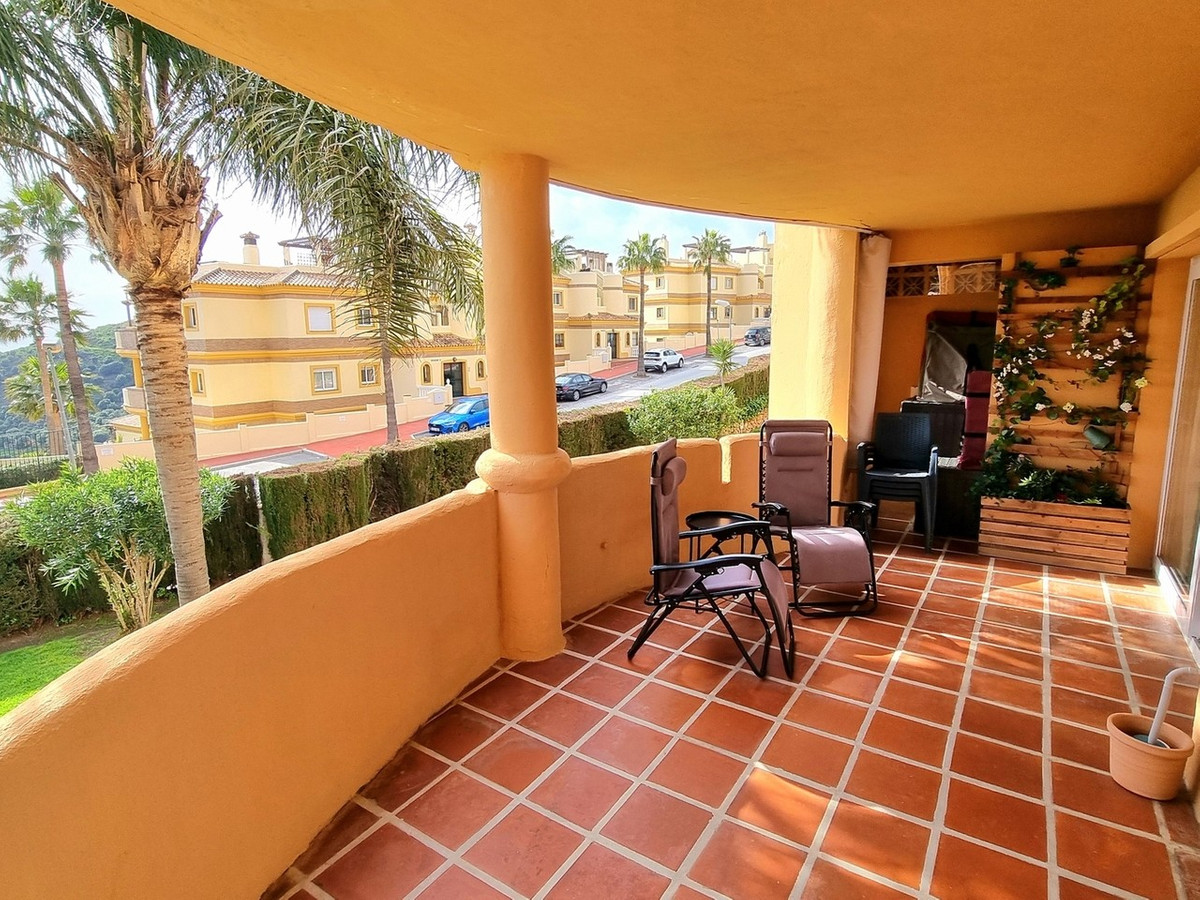 Se vende Apartamento Planta Media de 2 dormitorios en Costa Del Sol, Málaga, España