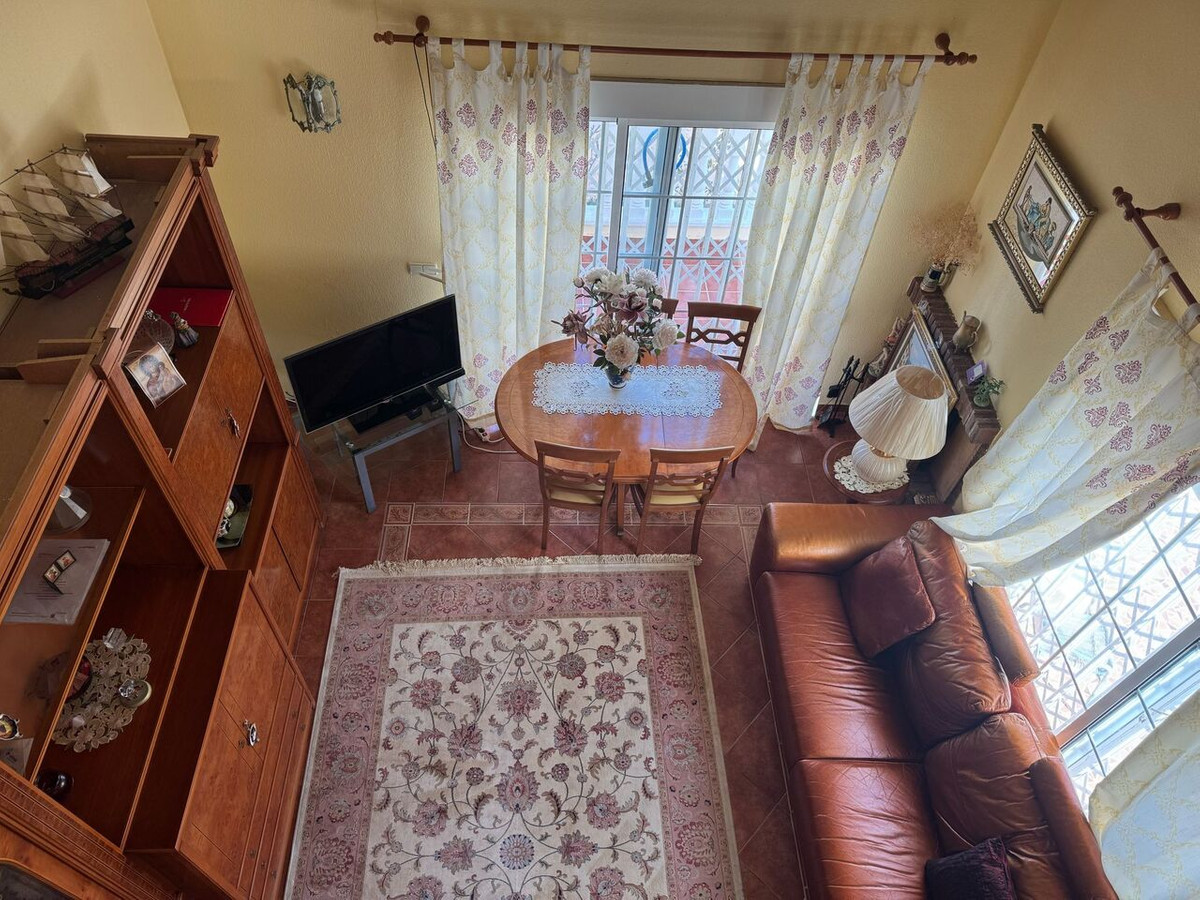 Se vende Villa - Chalet de 4 dormitorios en Costa Blanca, Alicante, España