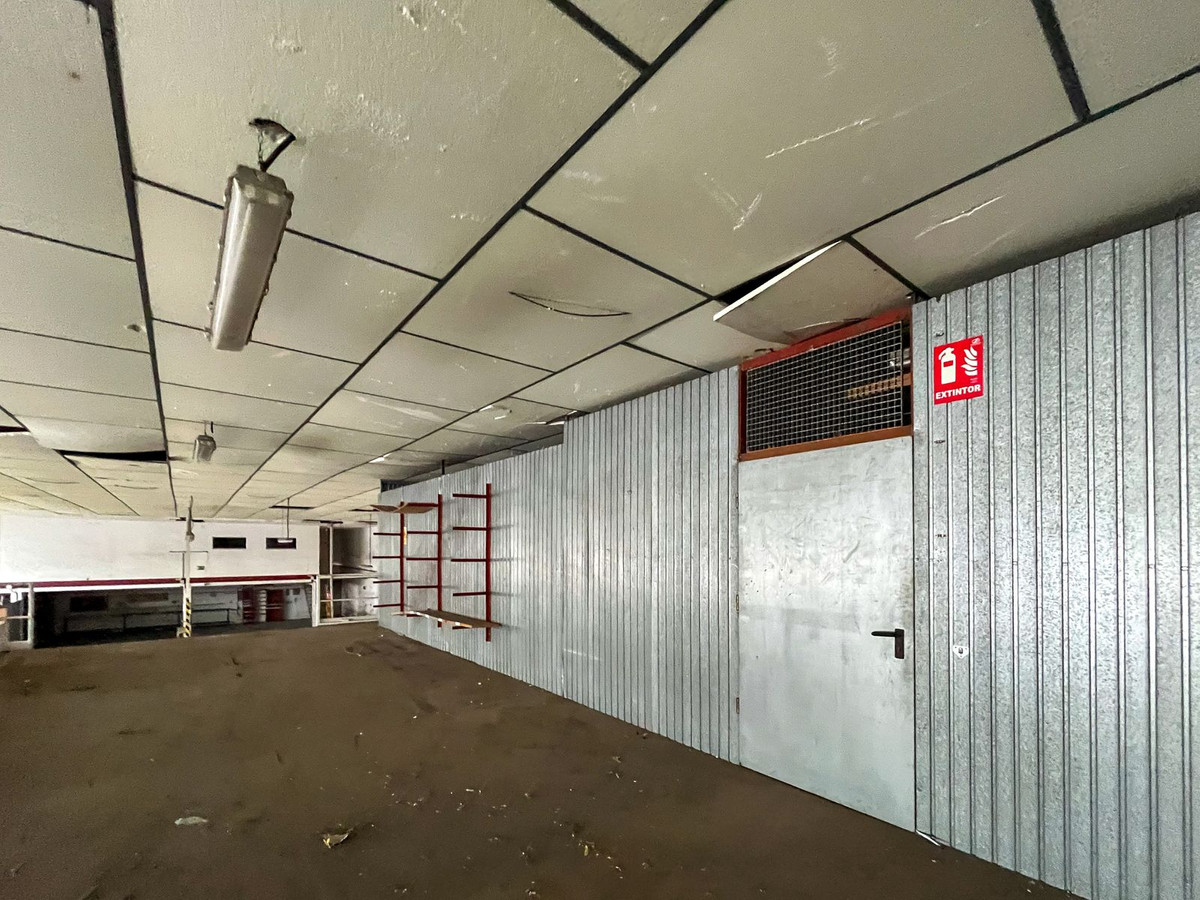 Se vende Nave industrial  en Costa Del Sol, Cadiz, España